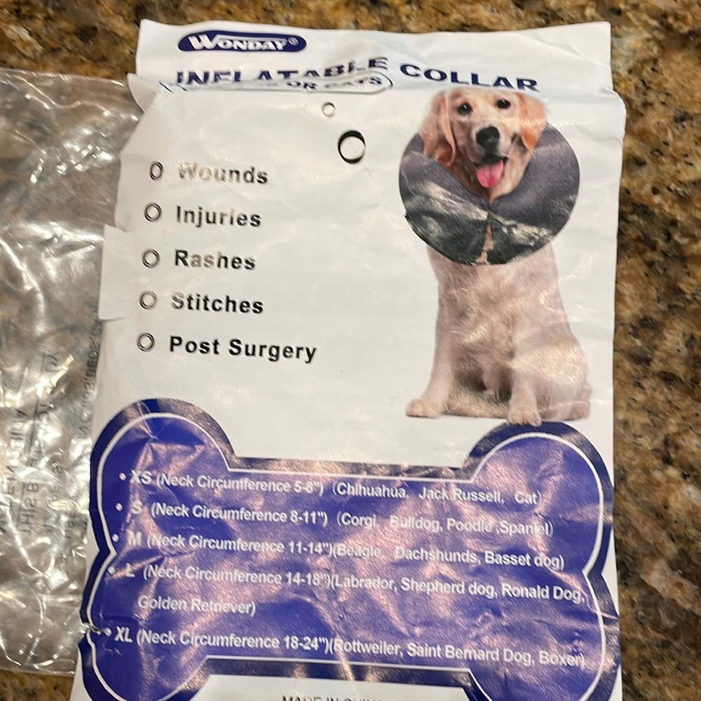 Brand new inflatable collar for cats and dogs, size small neck 8-11".